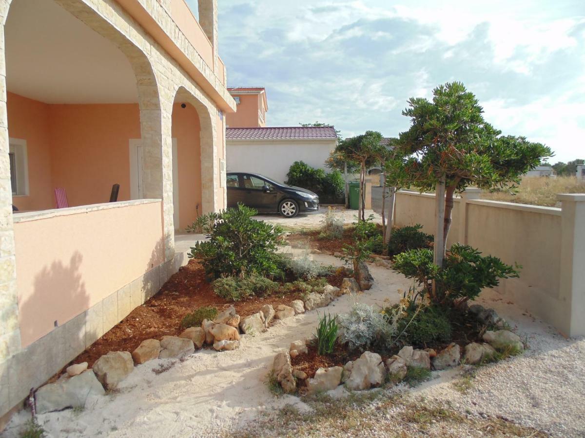Apartman Ivana Vir Εξωτερικό φωτογραφία